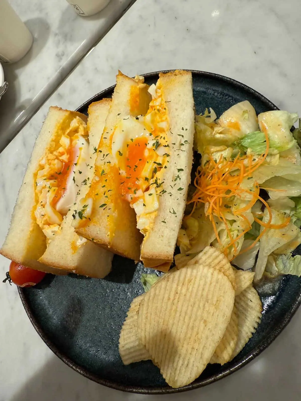 noa caffe - egg sando